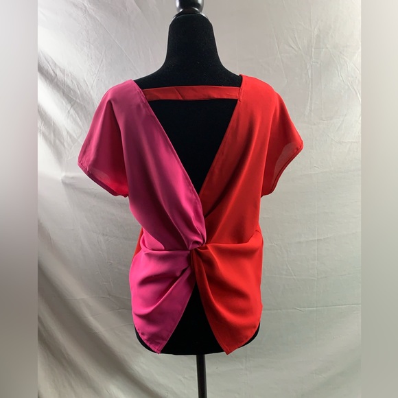 Cut Out Twist Back Batwing Sleeve Blouse Red/Pink - Picture 5 of 5